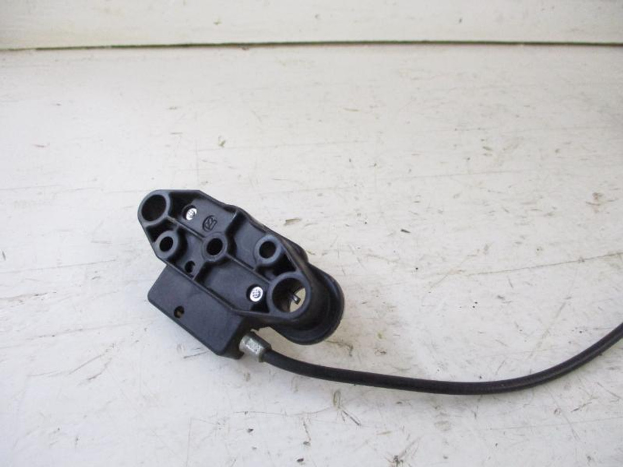 07 Kawasaki ZX6R Ninja P Seat Lock Latch and Cable 27016